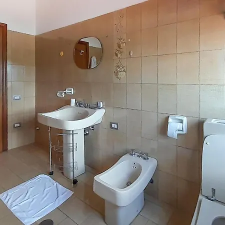 Lovely In With Kitchen * Rotondella